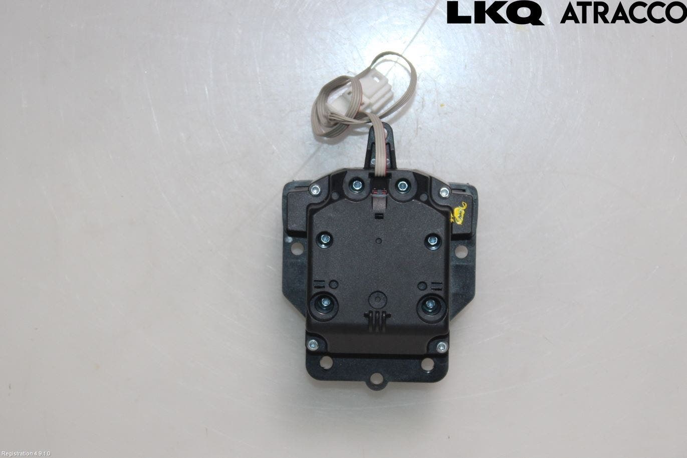 Mercedes-Benz MB E-KLASS (W212) 09-16 Strömställare Färddator