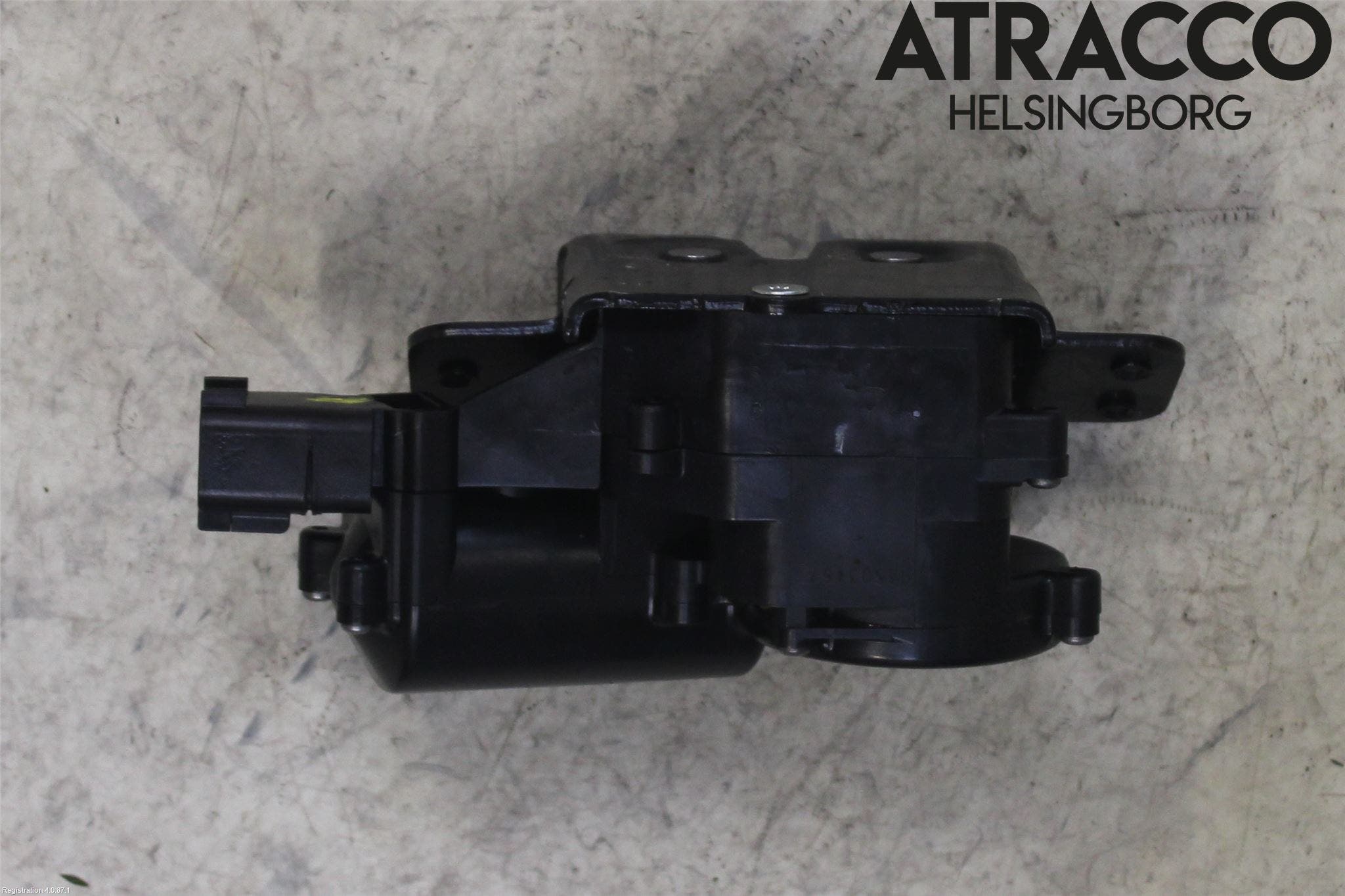 Opel INSIGNIA 09-16 Låskista Baklucka