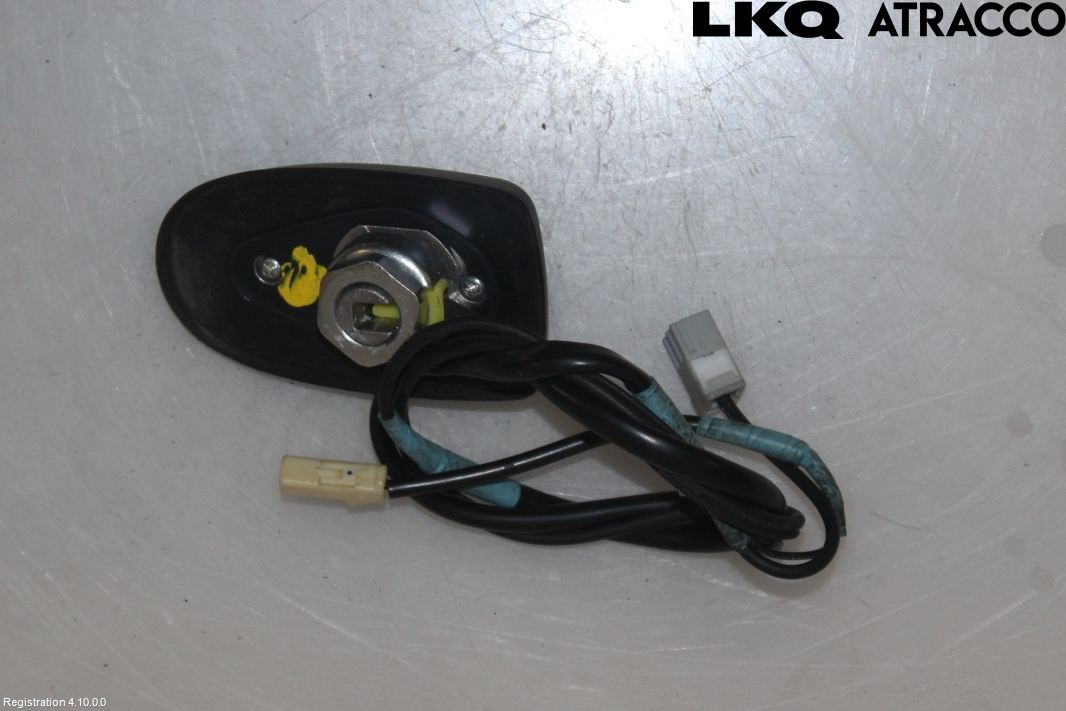 Toyota AURIS 10-12 Antenn
