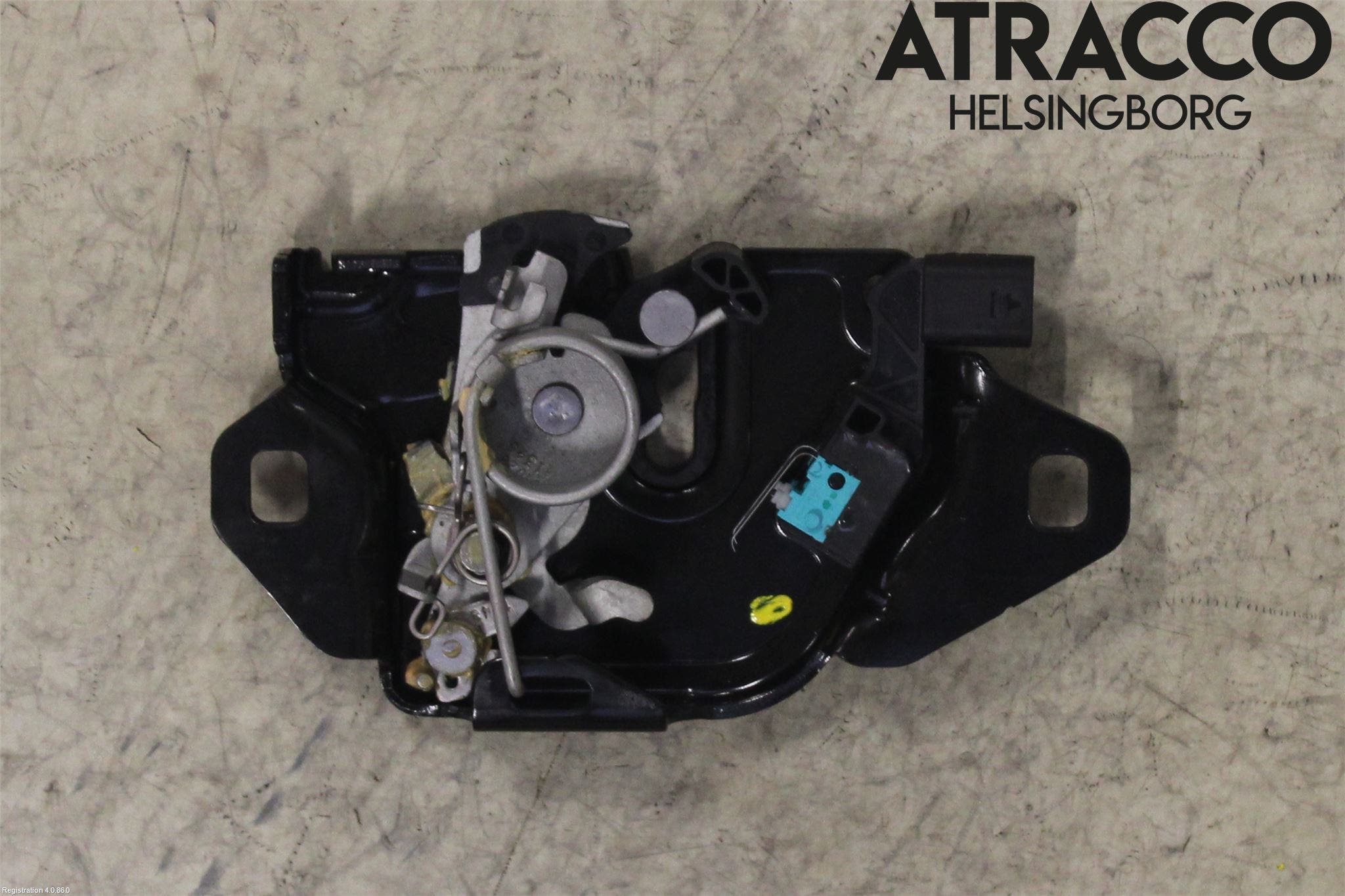 Tesla MODEL 3 17- Huvlås