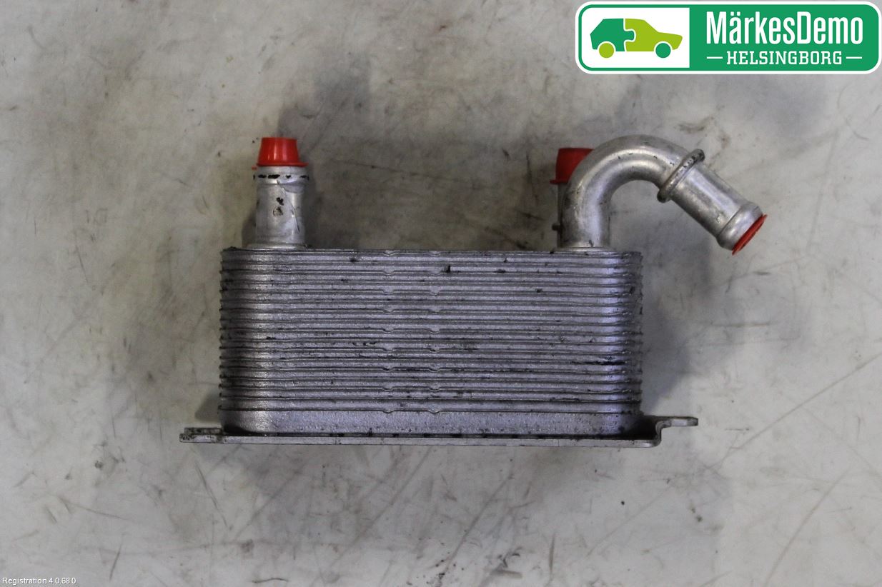 Ford KUGA 13-16 Oljekylare Automat