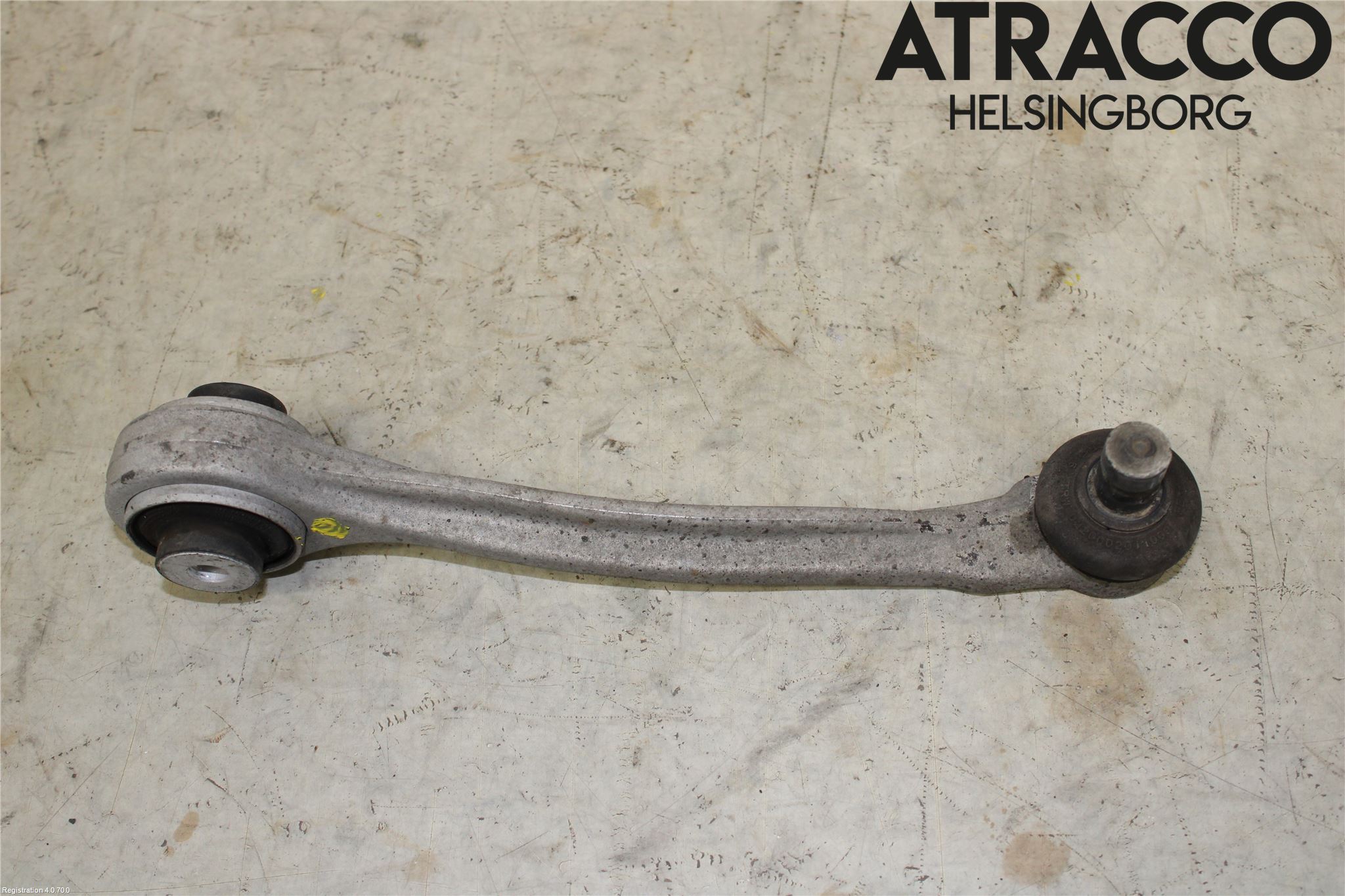 Audi A4/S4 B9 16-19 Bärarm Fram Övre Vä