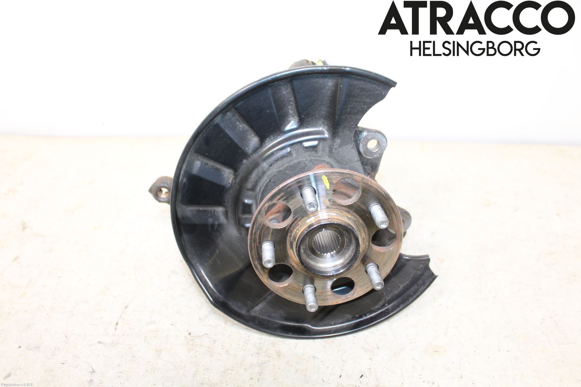 Toyota COROLLA CROSS XG10 22- Hjullagerhus-Spindel Hö B