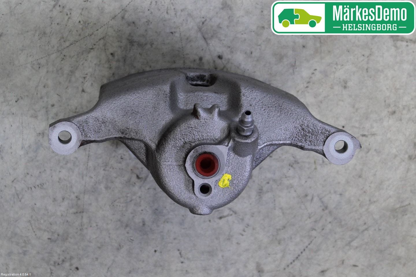 Mazda CX-3 Bromsok Fram Höger