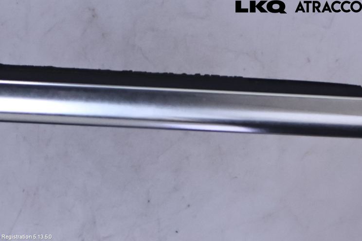 Skoda OCTAVIA (5E) 13-20 Dörr Dekorlist Fram Hö