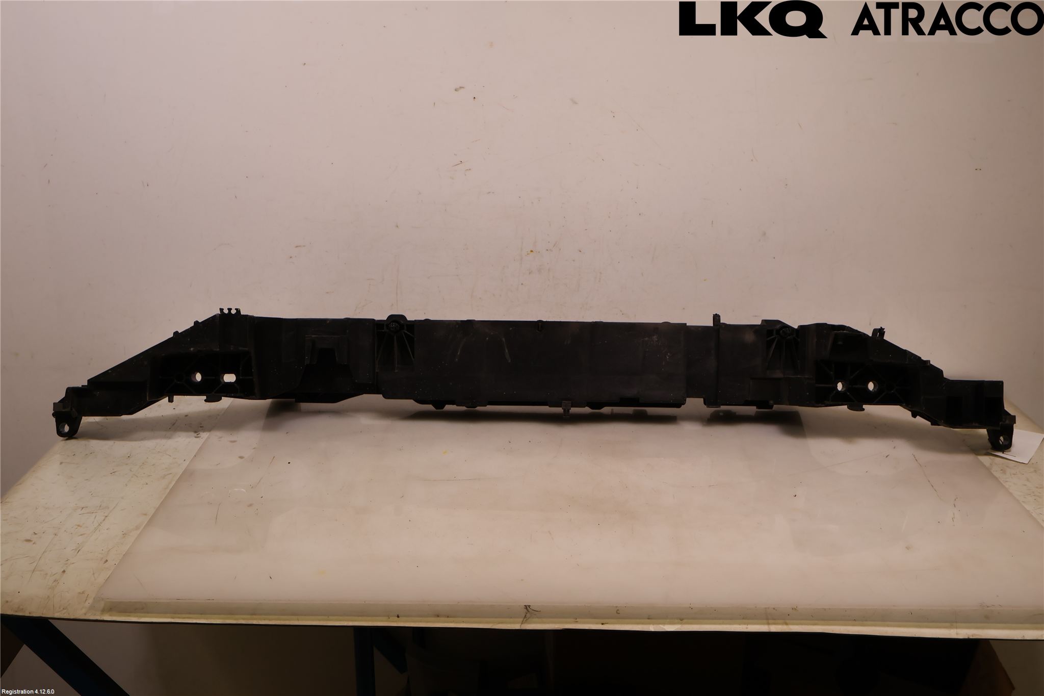 Renault ZOE/E-TECH 13- Front Huvlåsplåt-Balk