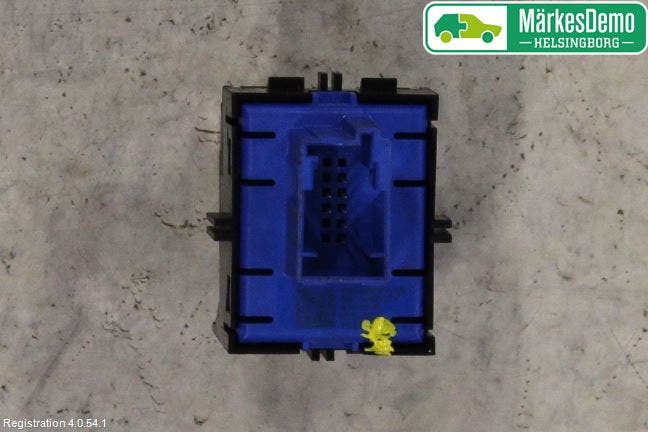 Peugeot 3008 17-24 Strömställare Parkeringsbroms