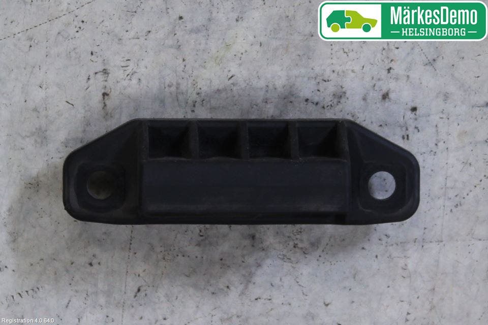 Toyota YARIS XP130 15-20 Bakluckehandtag