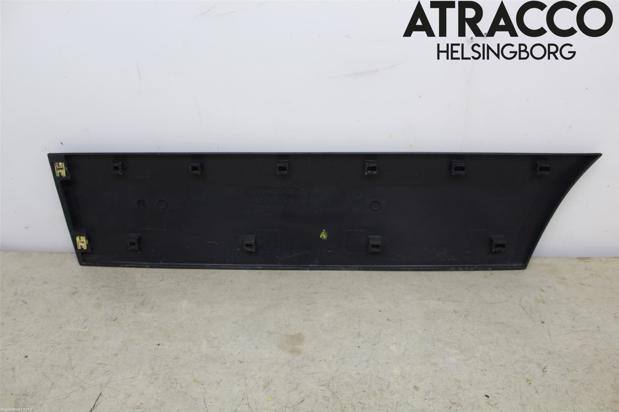 Mercedes-Benz MB SPRINTER (W906) 06-18 Dörr Dekorlist Fram Vä