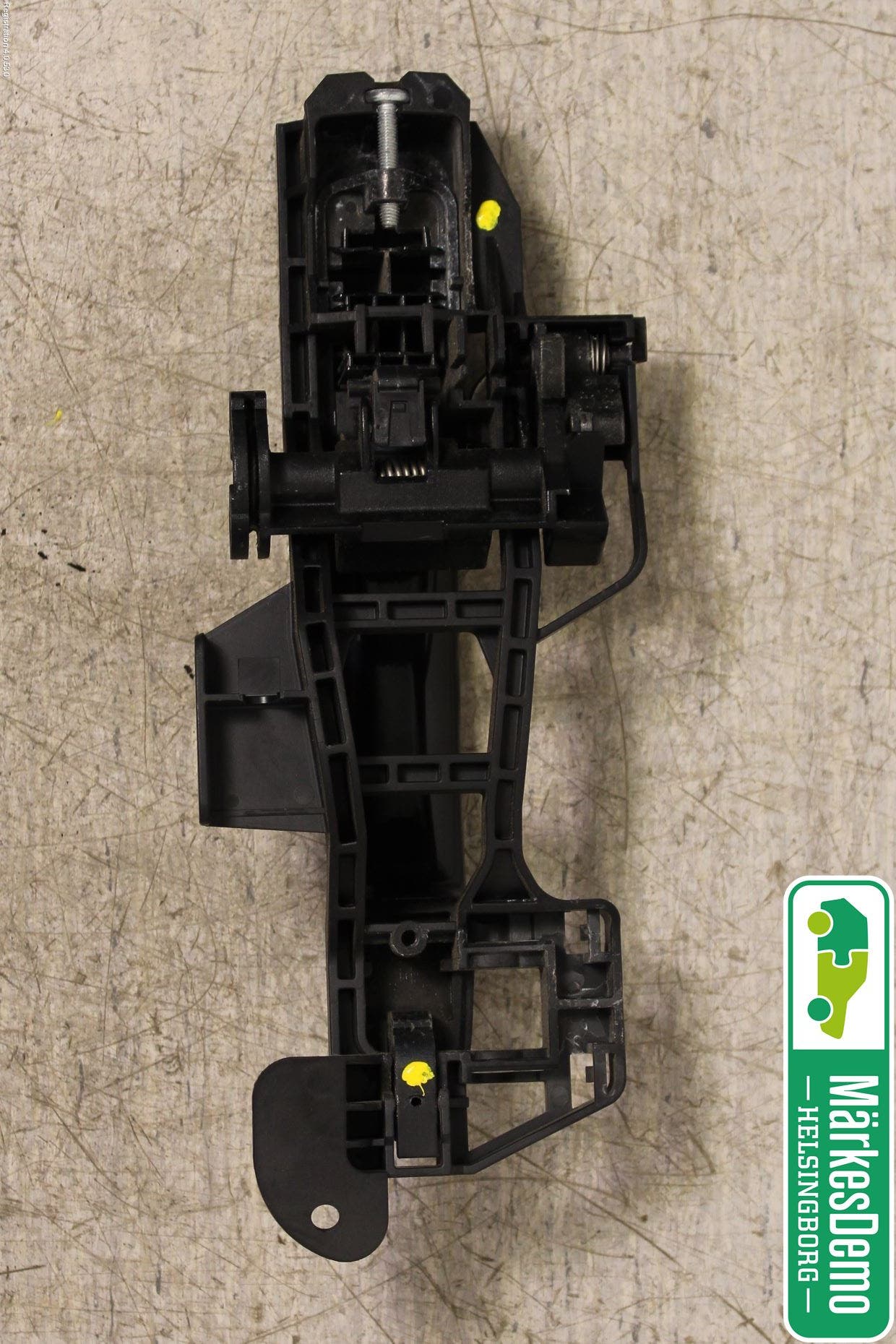 Ford GRAND C-MAX 11-14 Dörrhandtag Yttre Vä