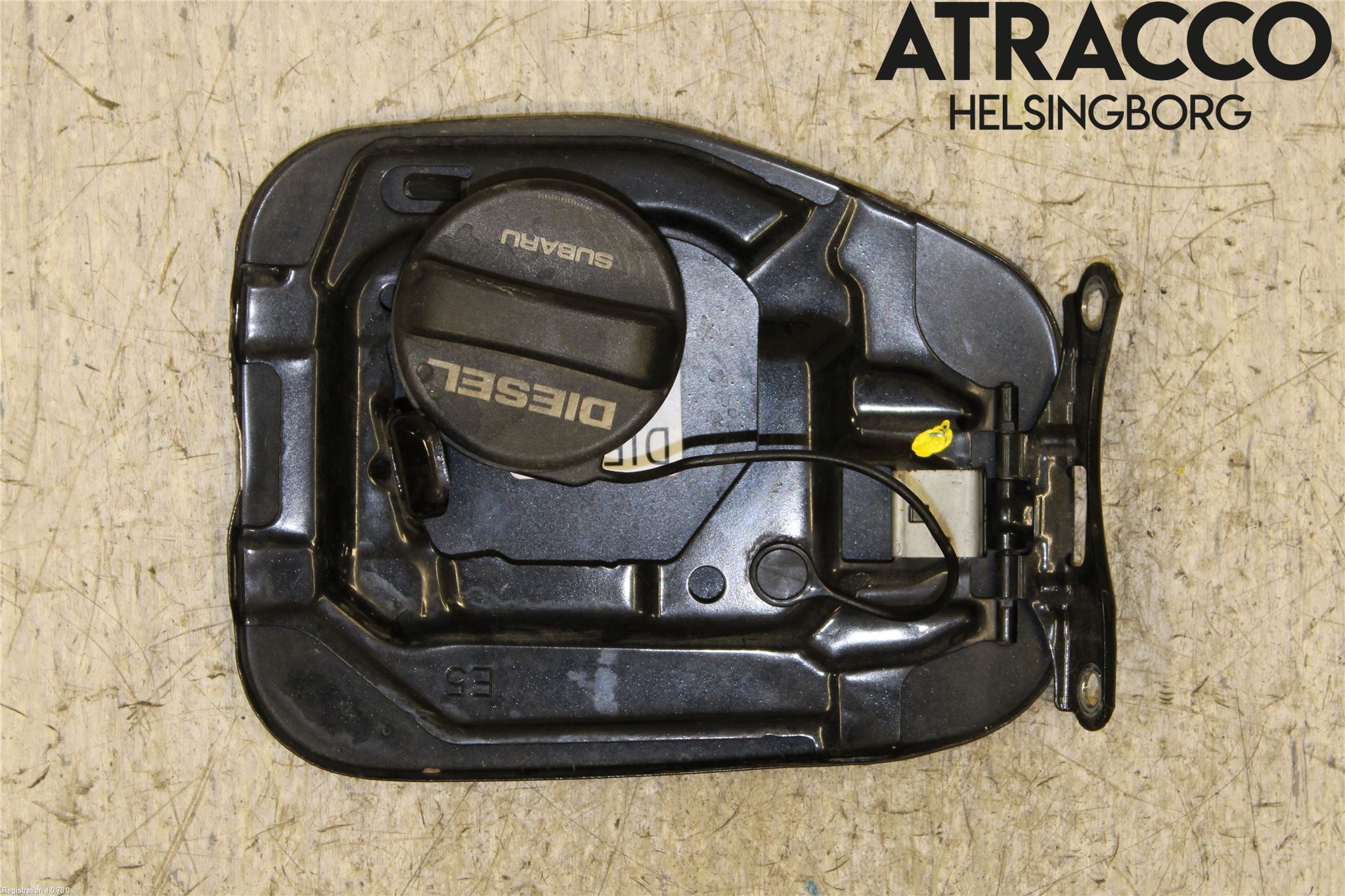 Subaru LEGACY 10-14 Tanklucka