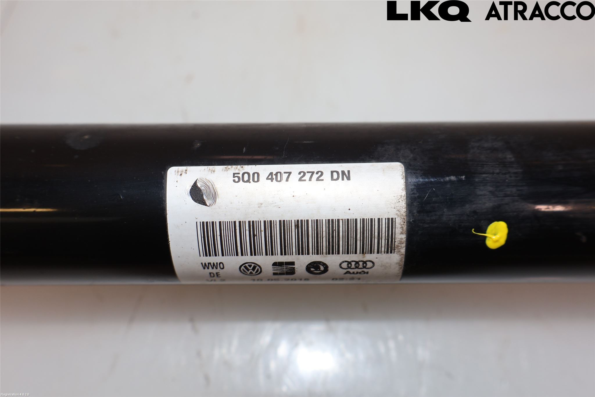 Volkswagen VW GOLF SPORTSVAN 15-20 Drivaxel Fram Höger