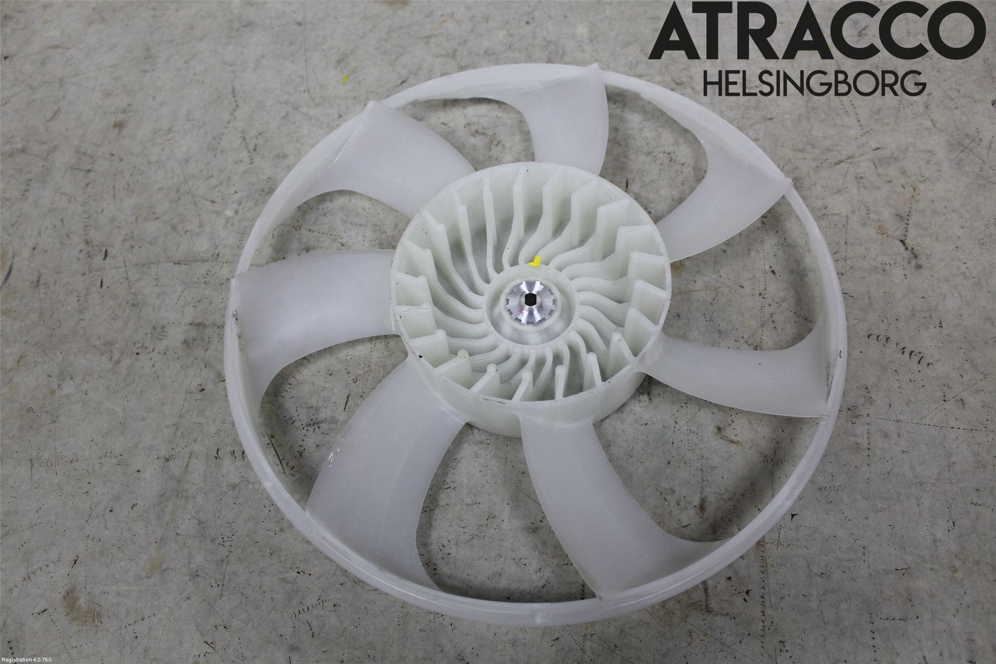 Toyota RAV4 13-18 Kylfläkt-Vinge