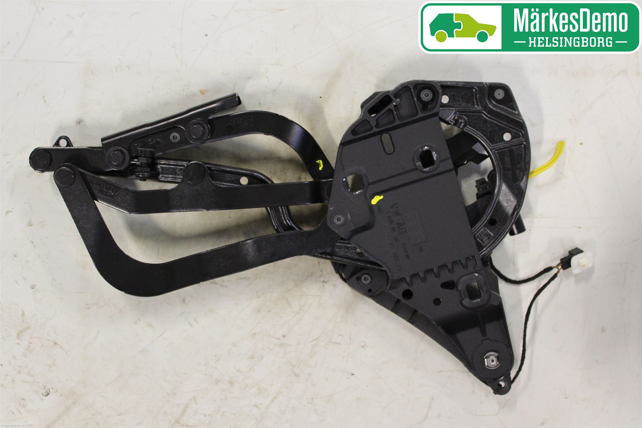 Audi A5 07-16 Bakluckegångjärn Vä