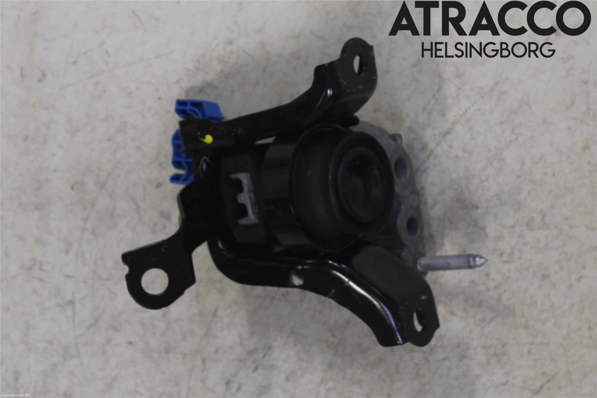 Toyota AYGO X AB70 22- Motorfäste