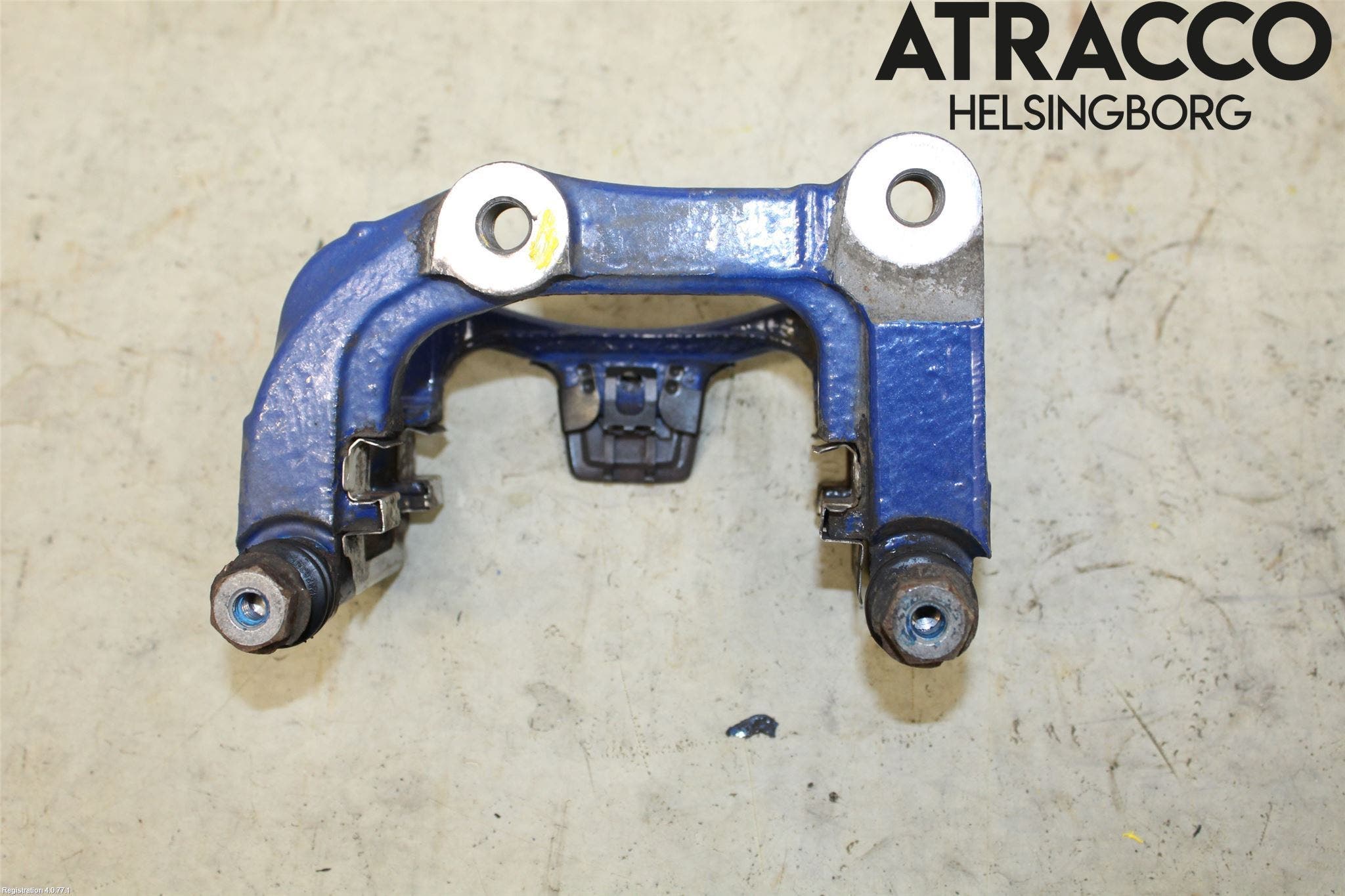 BMW 5 G30/G31/F90 17-23 Bromsokshållare