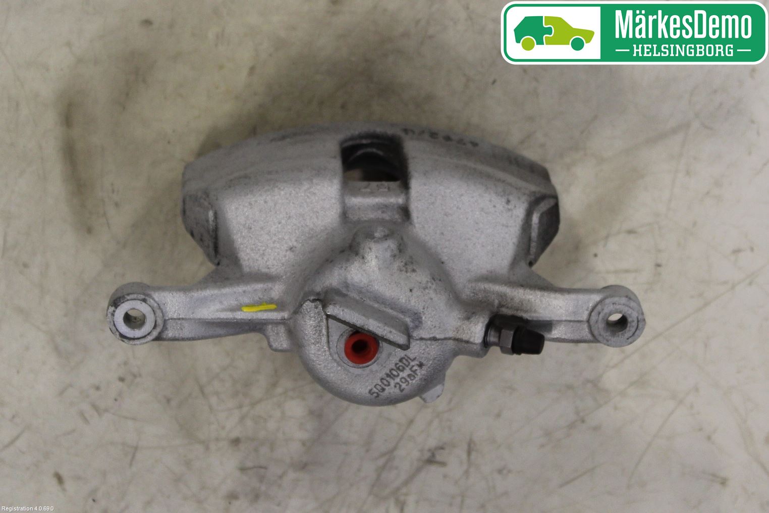 Volkswagen VW CADDY 16-20 Bromsok Fram Höger