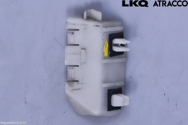 Nissan QASHQAI 10-14 Stötfångarfäste Bak Hö