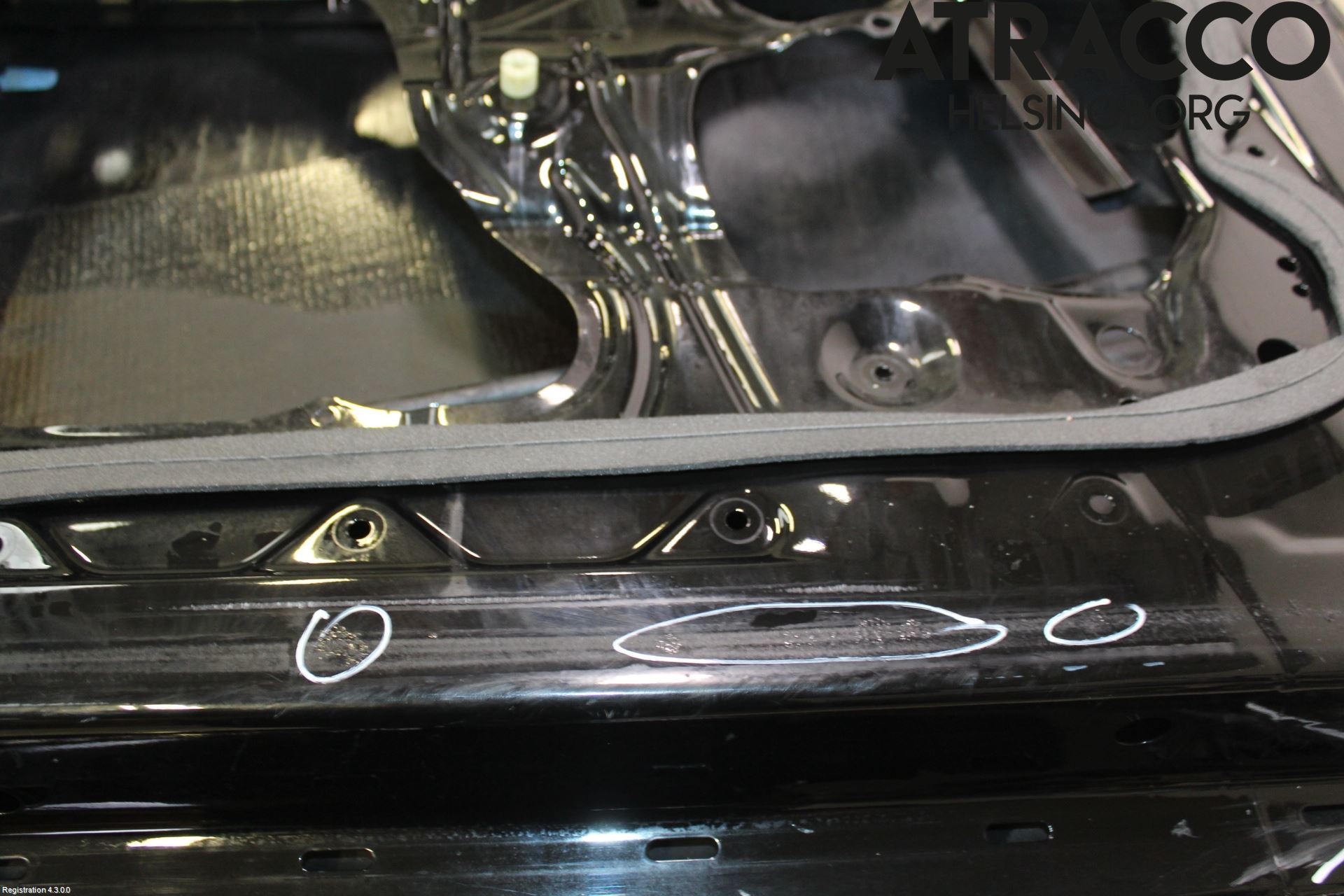 BMW 1 E87/81 5D/3D 03-11 Dörr Fram Vänster