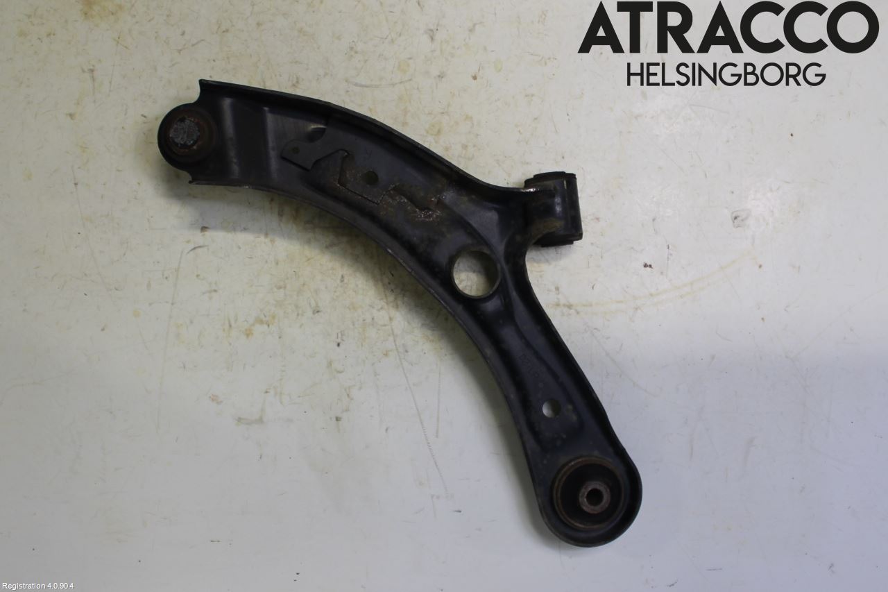 Suzuki SWIFT 11-16 Bärarm Fram Undre Hö