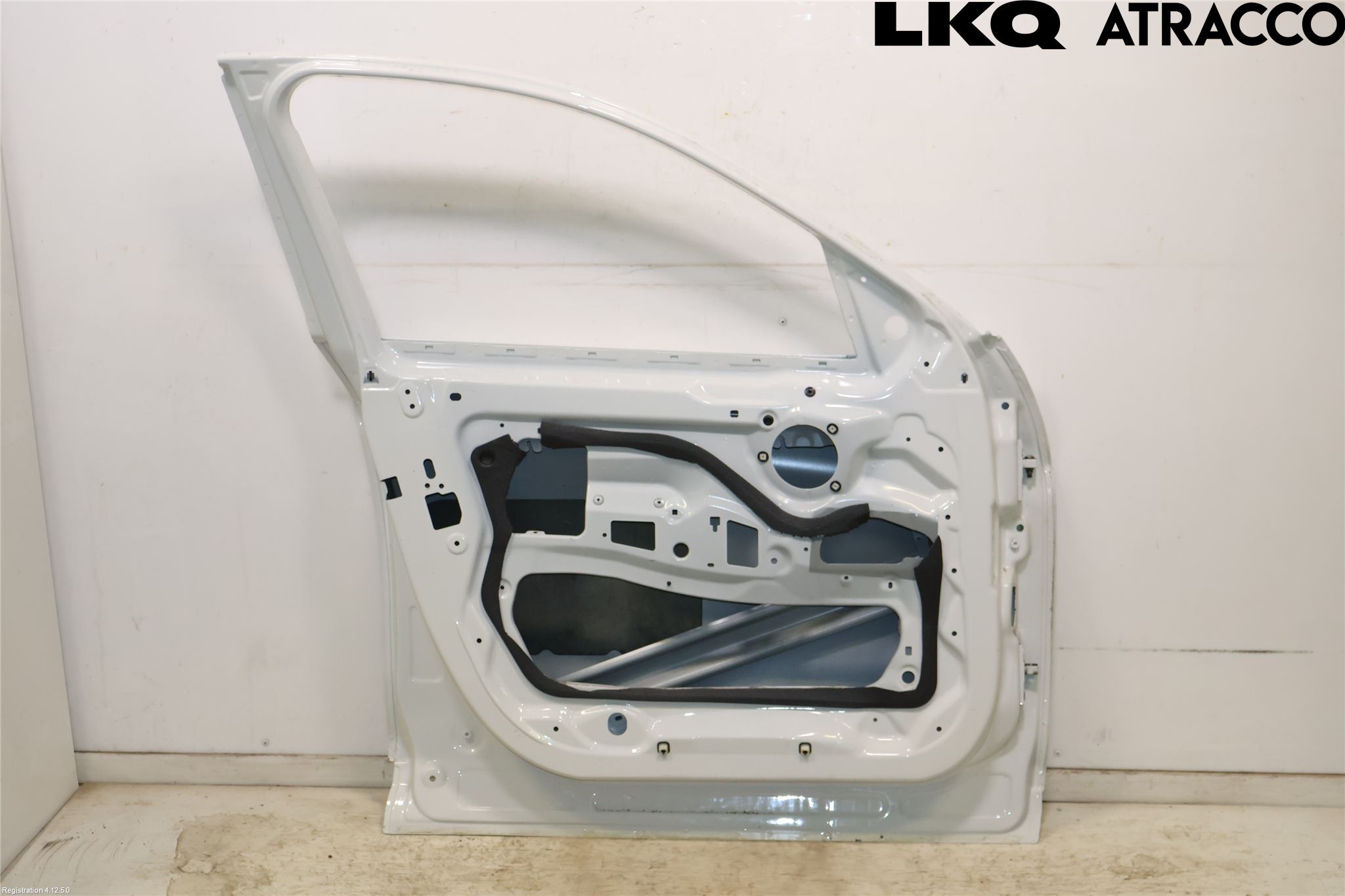 BMW X4 F26 14-18 Dörr Fram Vänster