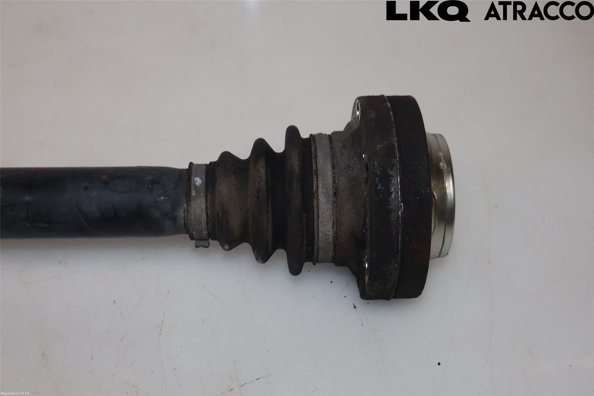 BMW 6 E63/64    02-10 Drivaxel Bak Höger