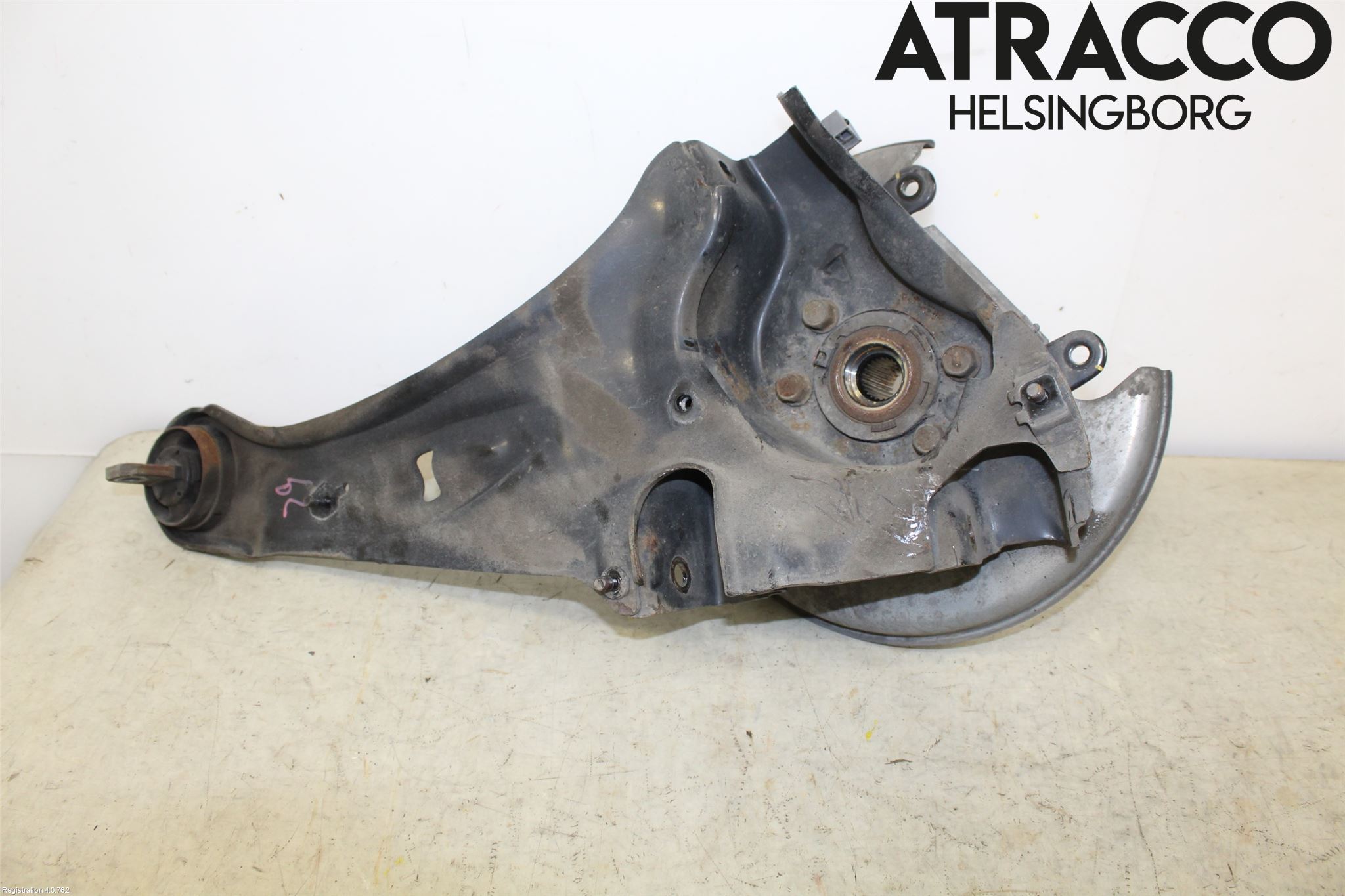 Mitsubishi OUTLANDER 13-21 Bärarm Bak Höger