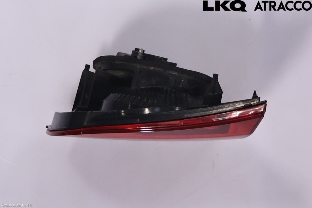 Volkswagen VW GOLF VI 09-13 Bakljus Lucka Hö