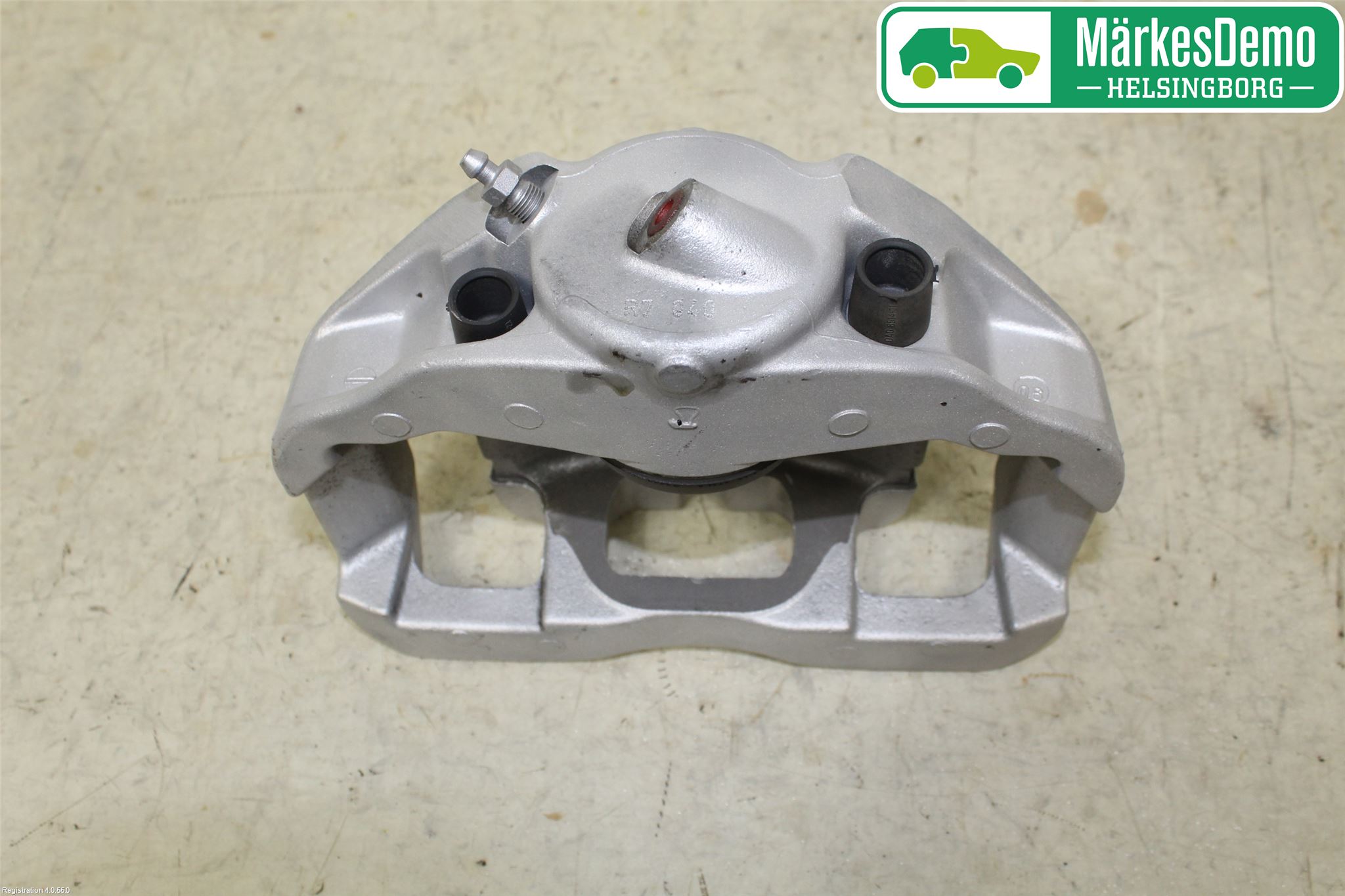 BMW 5 E60/61 Sed/Tou 02-10 Bromsok Fram Höger