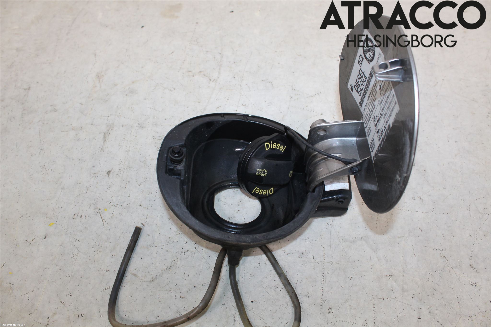 Volkswagen VW PASSAT 11-14 Tanklucka