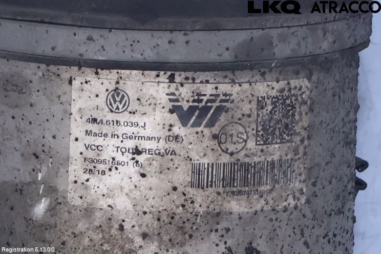 Volkswagen VW TOUAREG CR 18- Fjäderben Fram Vänster