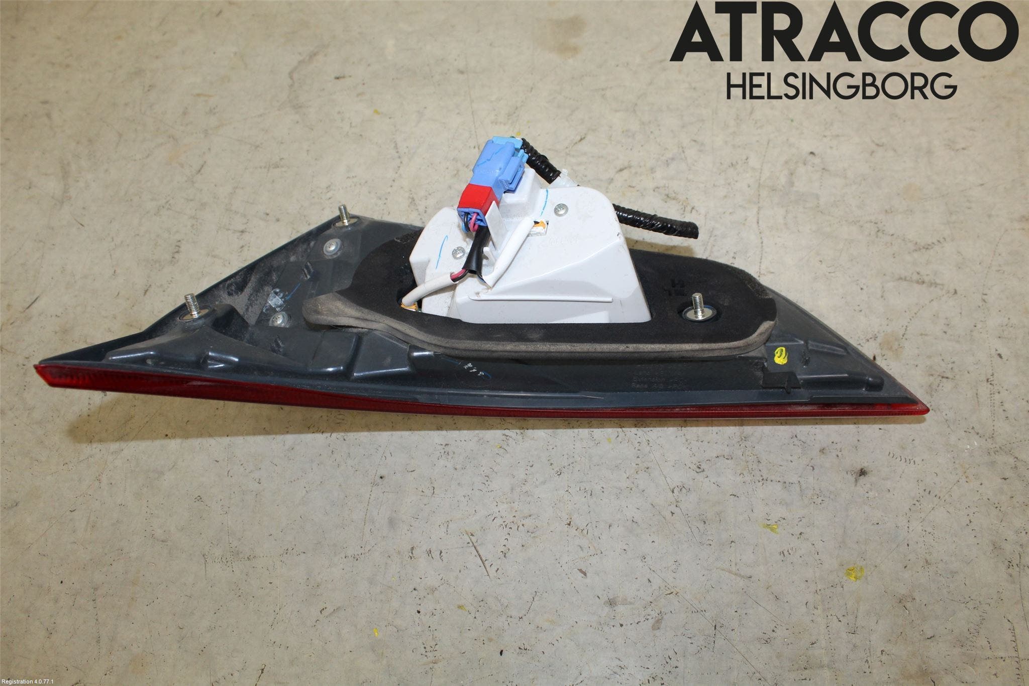 Toyota AURIS 13-19 Bakljus Lucka Vä