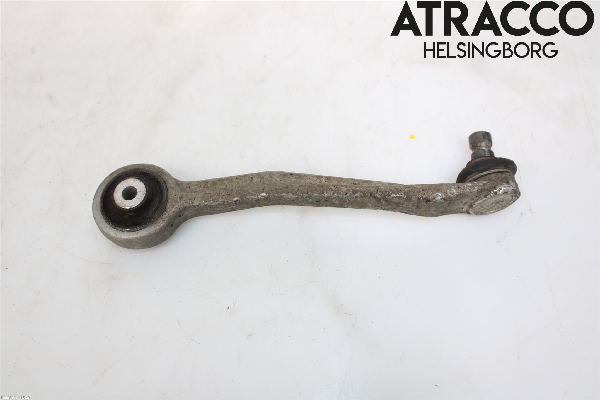 Porsche MACAN/EV 14- Bärarm Fram Övre Vä