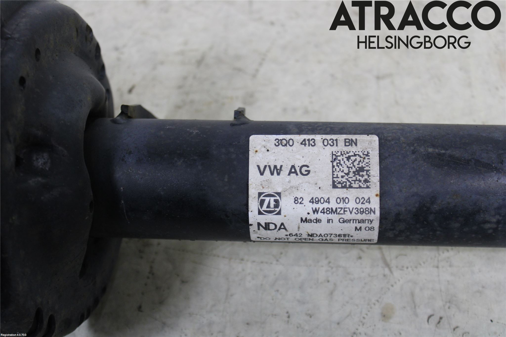 Volkswagen VW PASSAT 15-19 Fjäderben Fram Höger