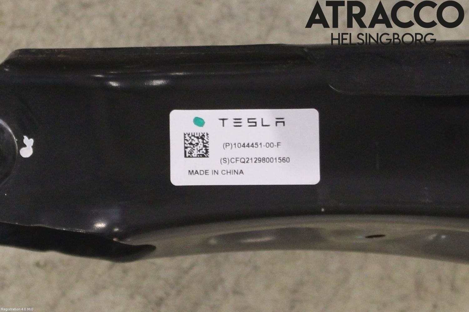 Tesla MODEL 3 17- Bärarm Bak Höger