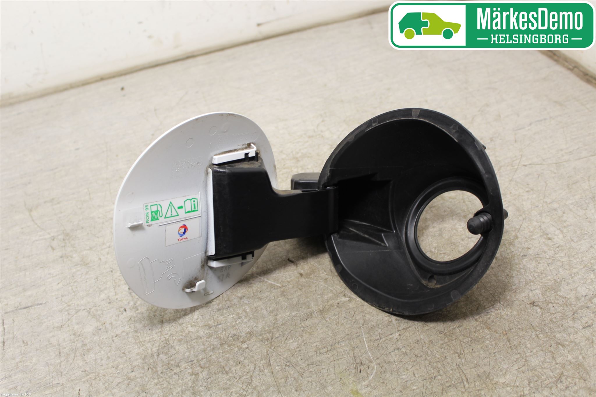 Peugeot 2008 13-20 Tanklucka