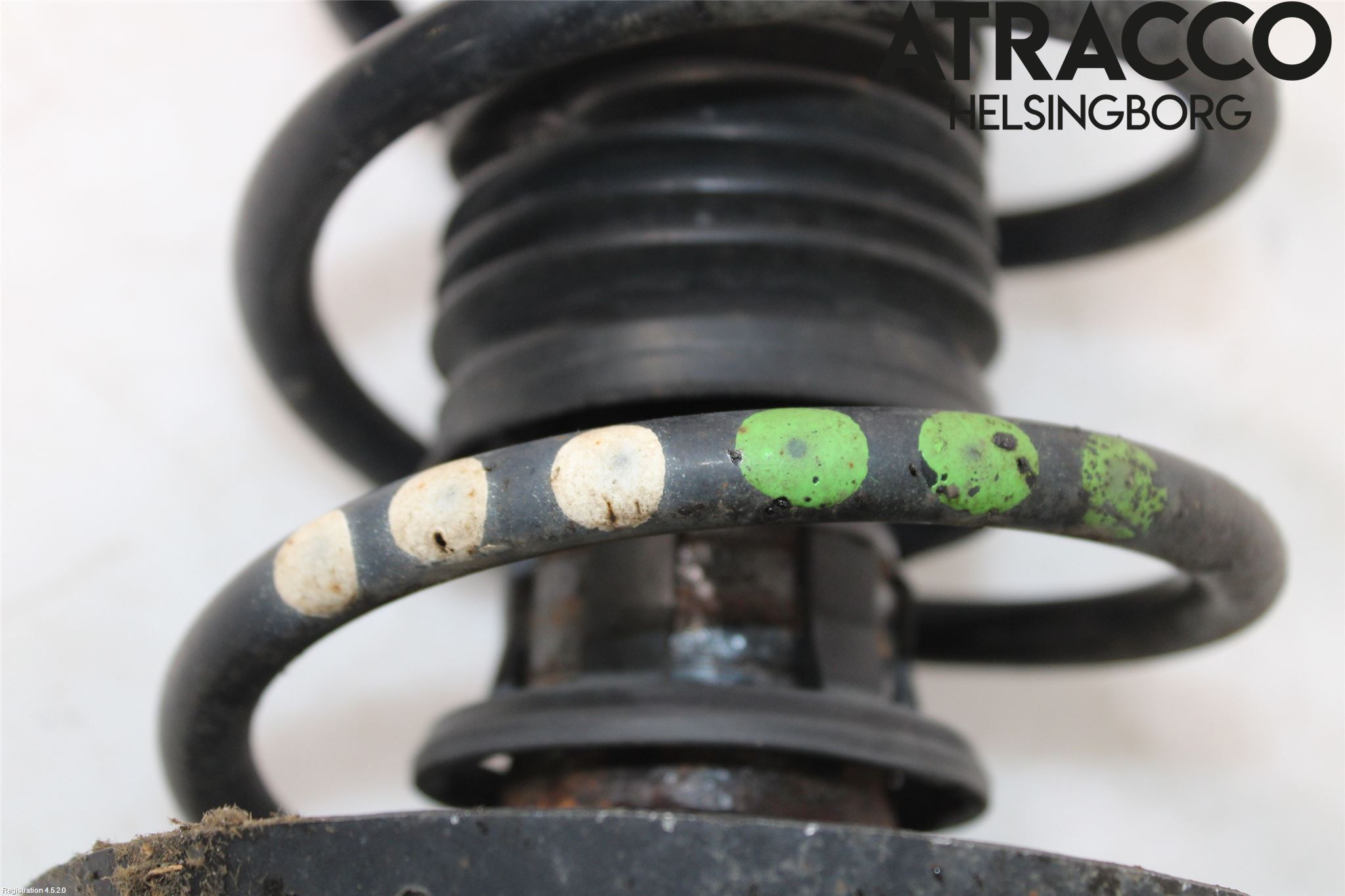 Volkswagen VW POLO 10-17 Fjäderben Fram Vänster