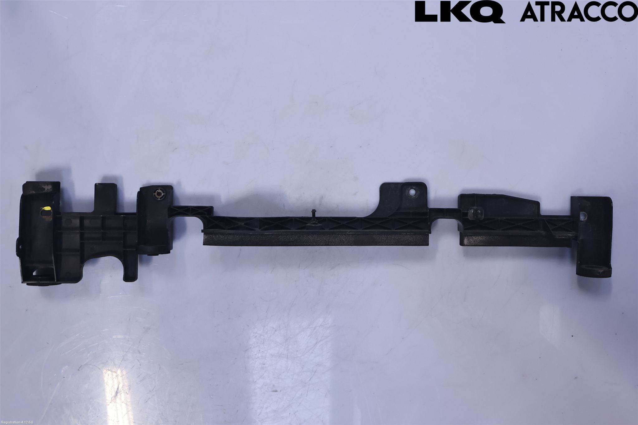 Nissan QASHQAI 14-17 Kylarfäste-Ram-Balk