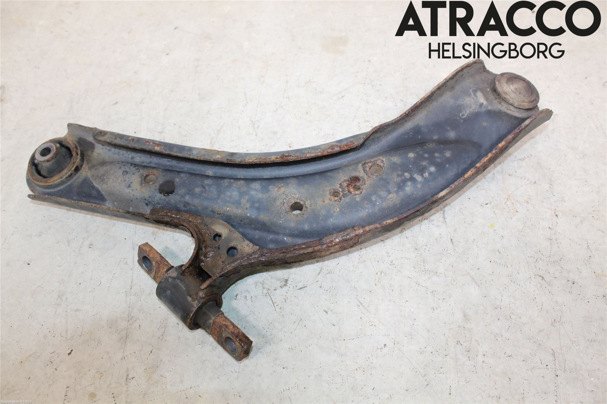 Nissan X-TRAIL 14-21 Bärarm Fram Undre Hö