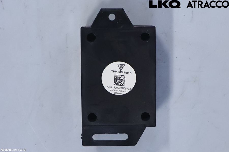 Porsche PANAMERA 09- Högtalare