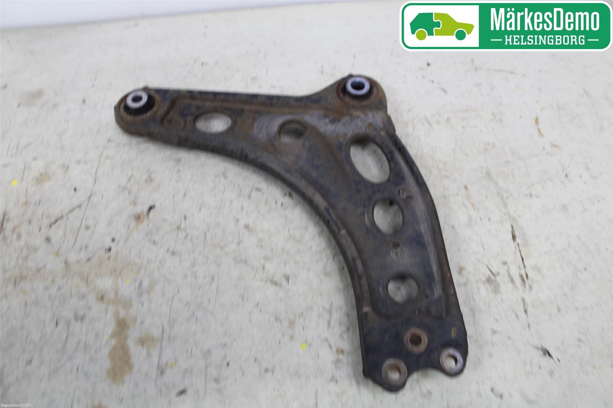 Opel VIVARO 15-19 Bärarm Fram Undre Vä