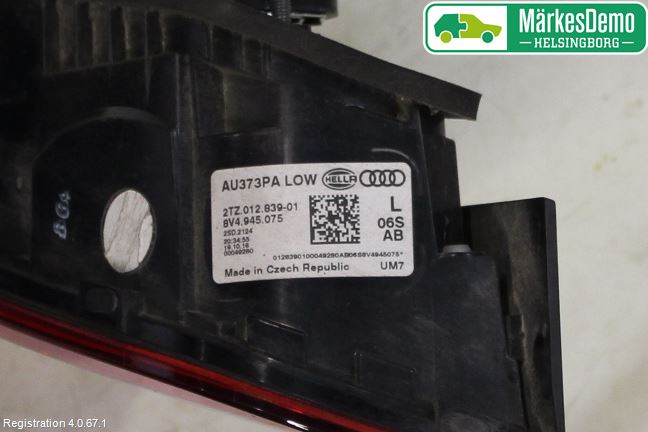 Audi A3/S3 8V 13-20 Bakljus Lucka Vä