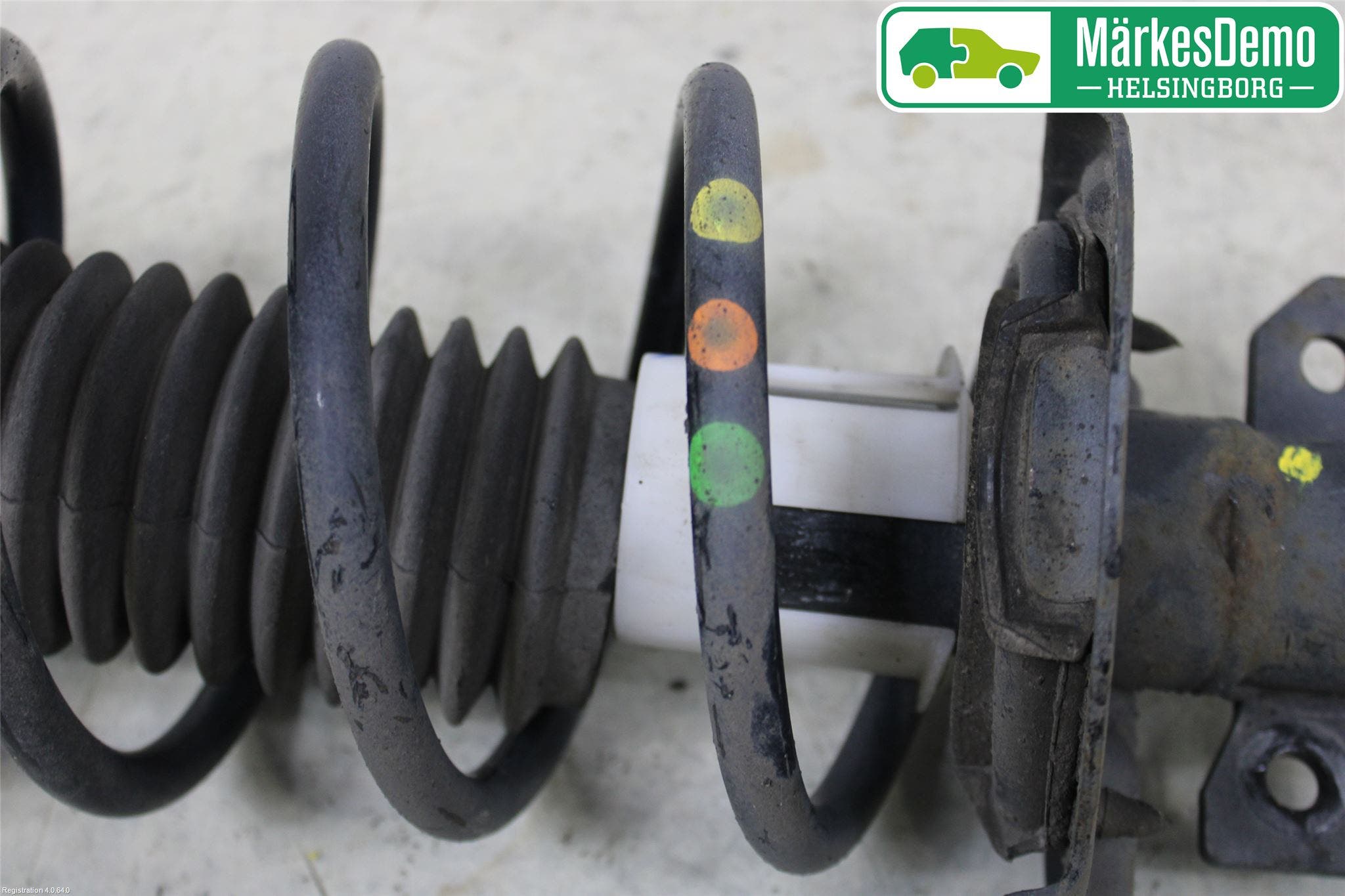 Ford FIESTA 13-17 Fjäderben Fram Höger