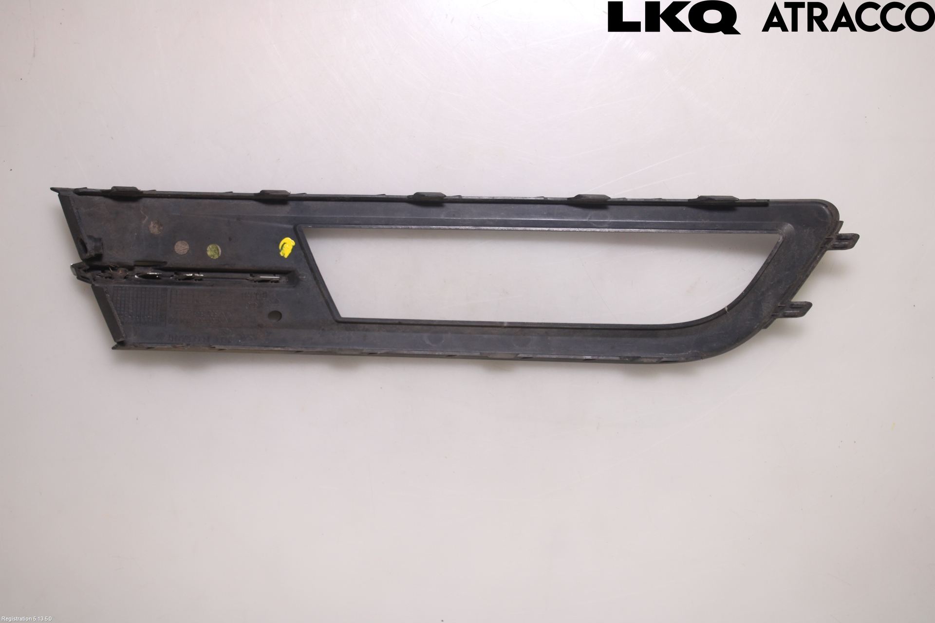 Volkswagen VW PASSAT 15-19 Dimljussarg Fram