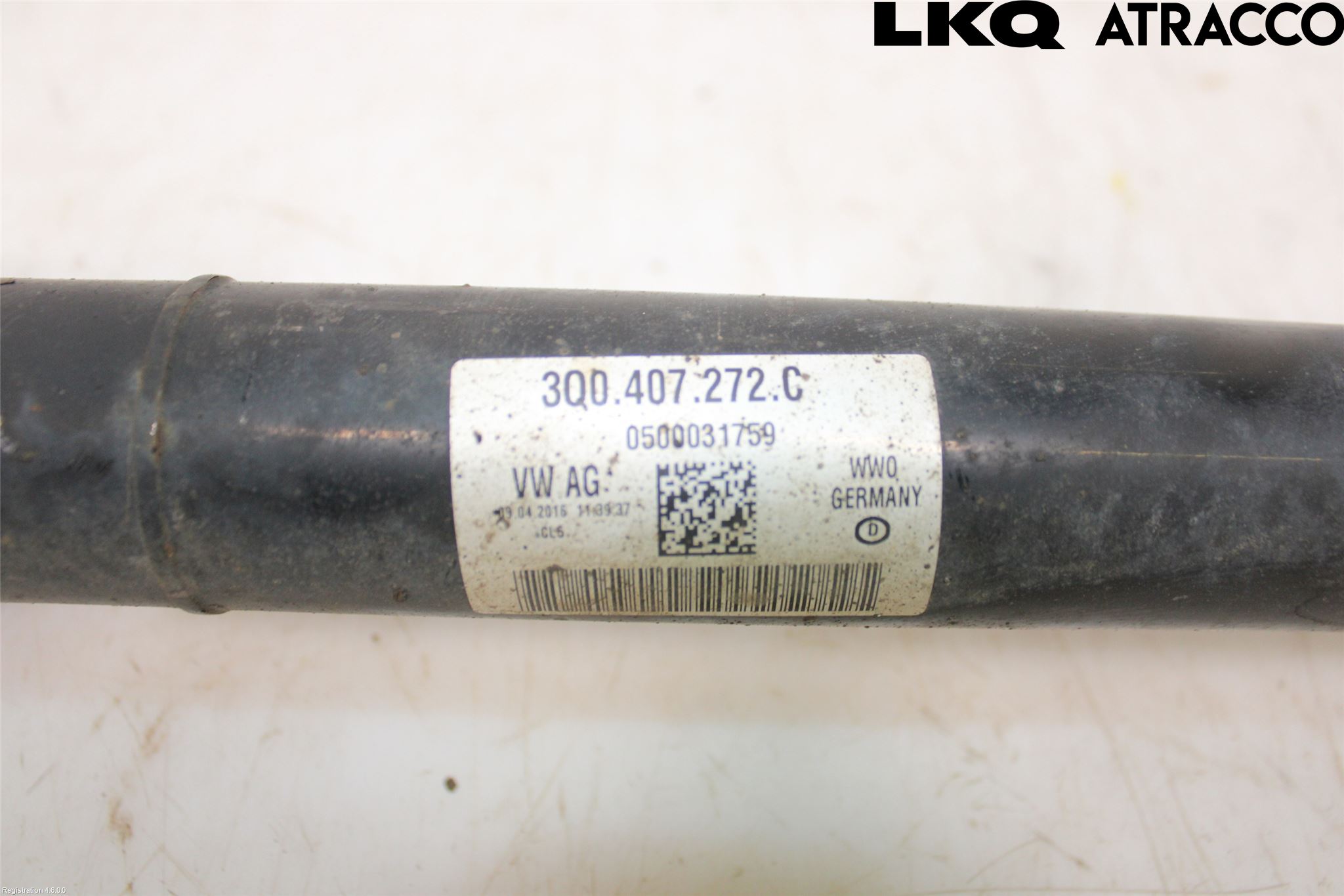 Volkswagen VW PASSAT 15-19 Drivaxel Fram Höger