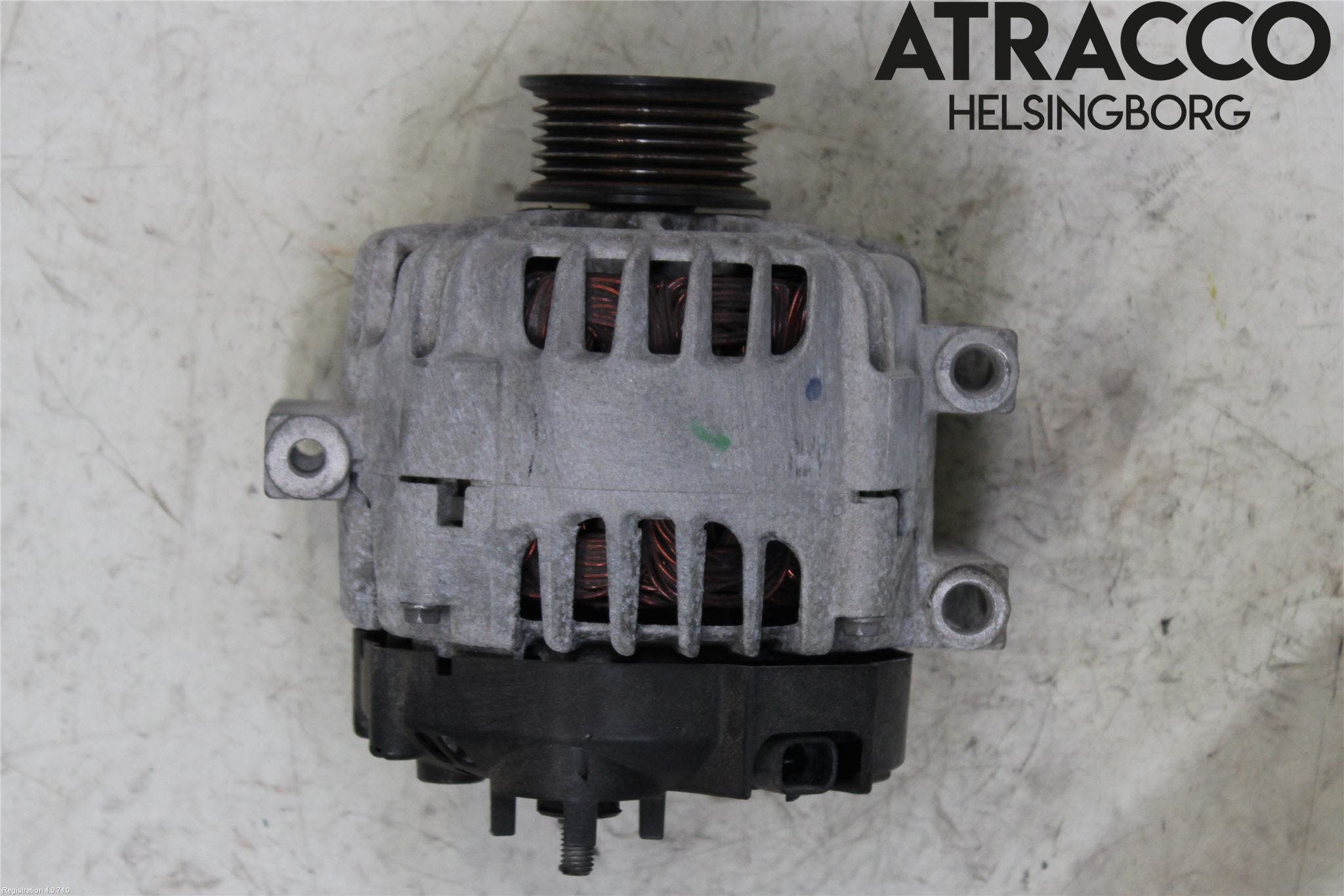 Opel ASTRA J 10-15 Generator