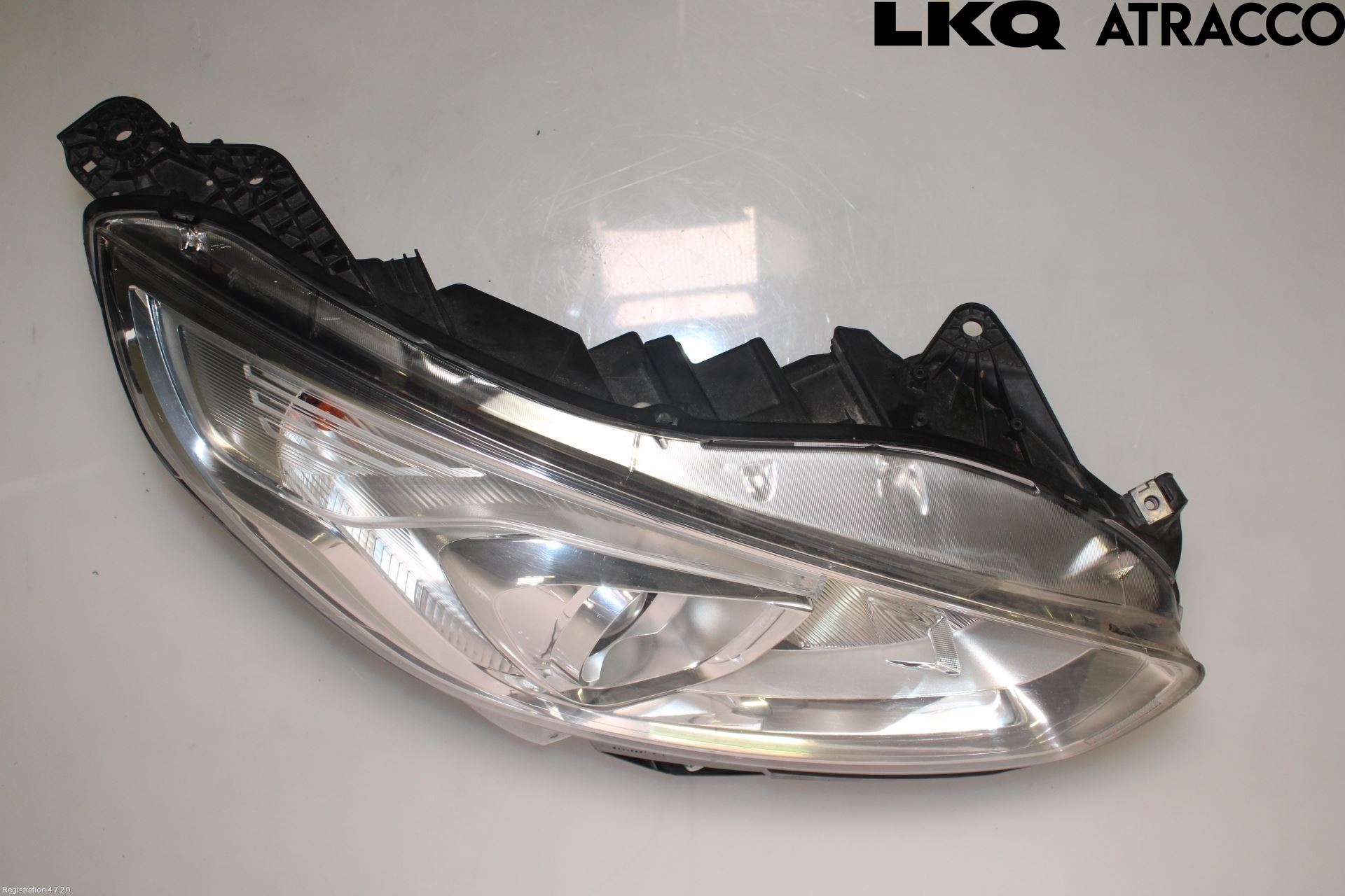 Ford S-MAX 06-15 Strålkastare Höger