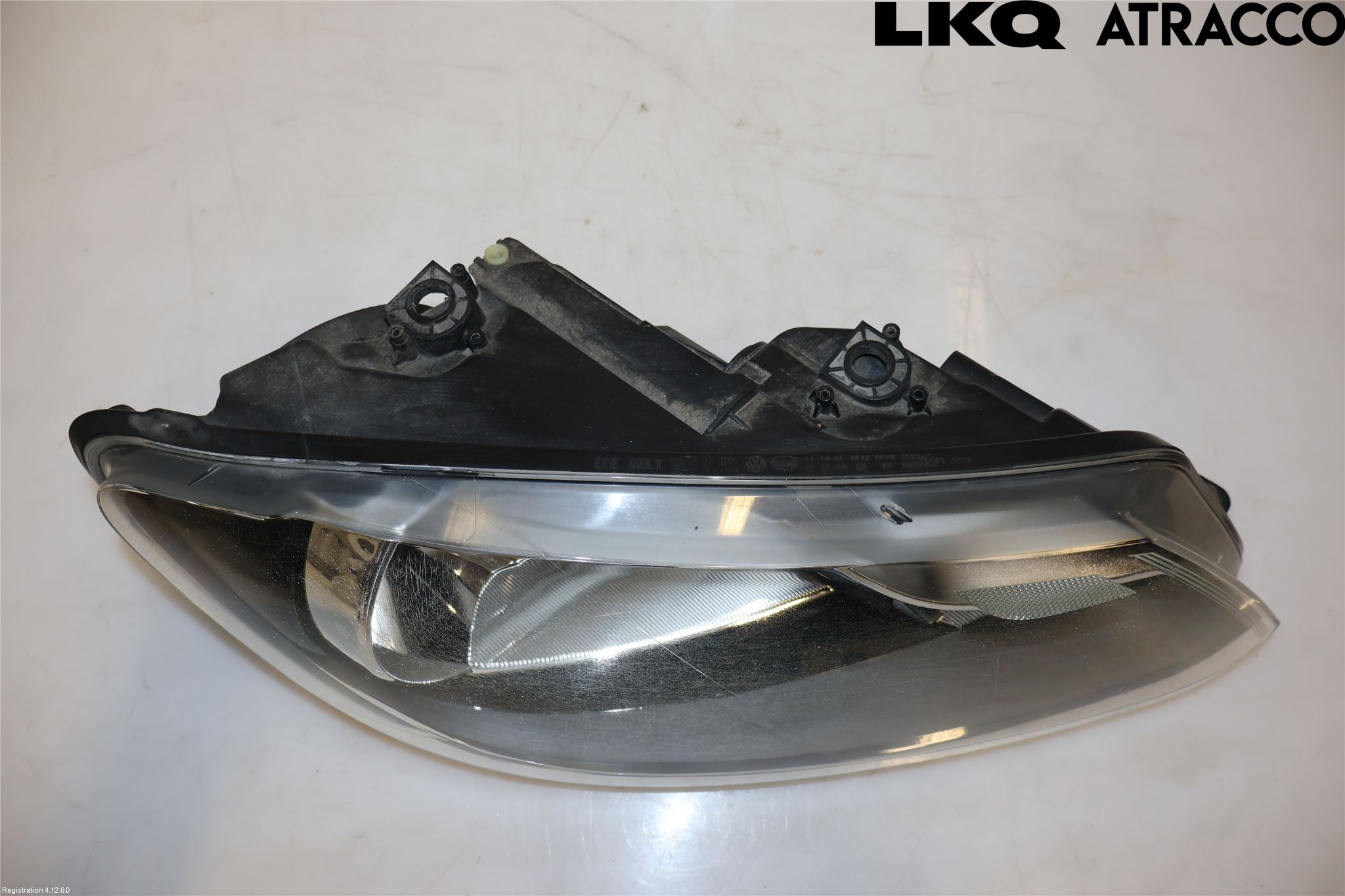 Volkswagen VW CADDY 11-15 Strålkastare Höger