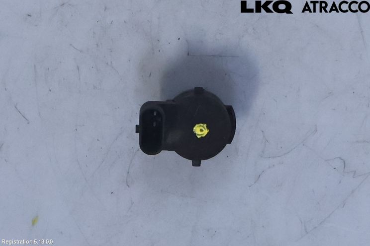 Volkswagen VW TOUAREG CR 18- Parkeringshjälp Frontsensor