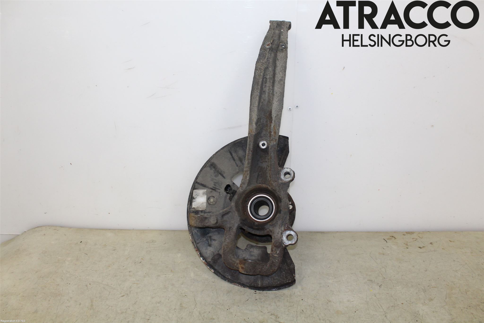 Audi Q7/SQ7 Styrspindel Lagerhus Vä